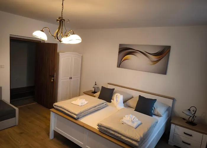 Lamija Jesenice U Rakovnika Pensionat 3*